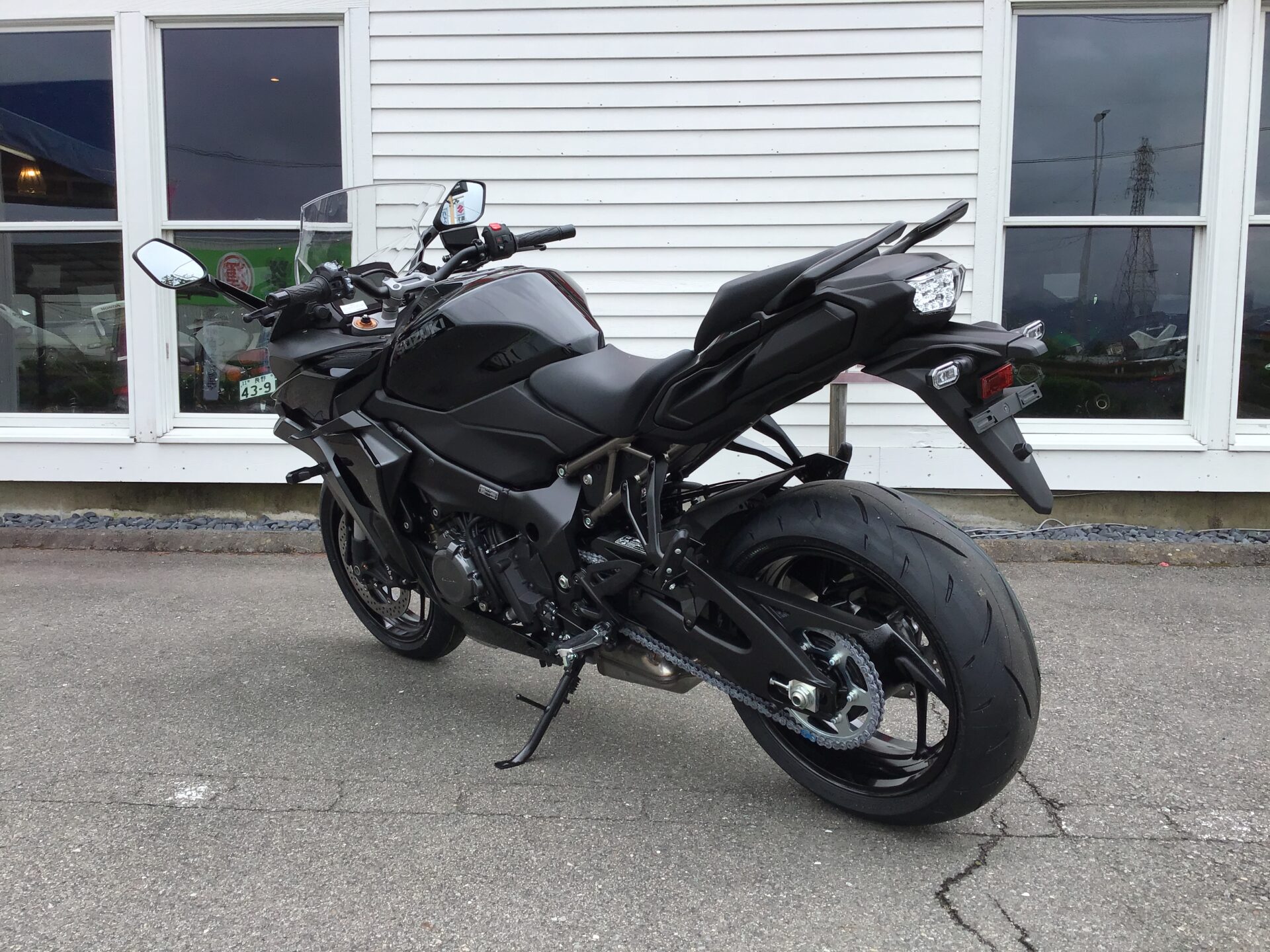SUZUKI GSX-S1000GT