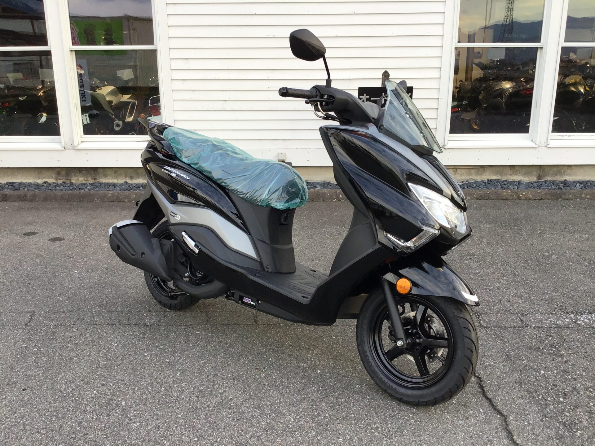 SUZUKI バーグマンストリート125EX