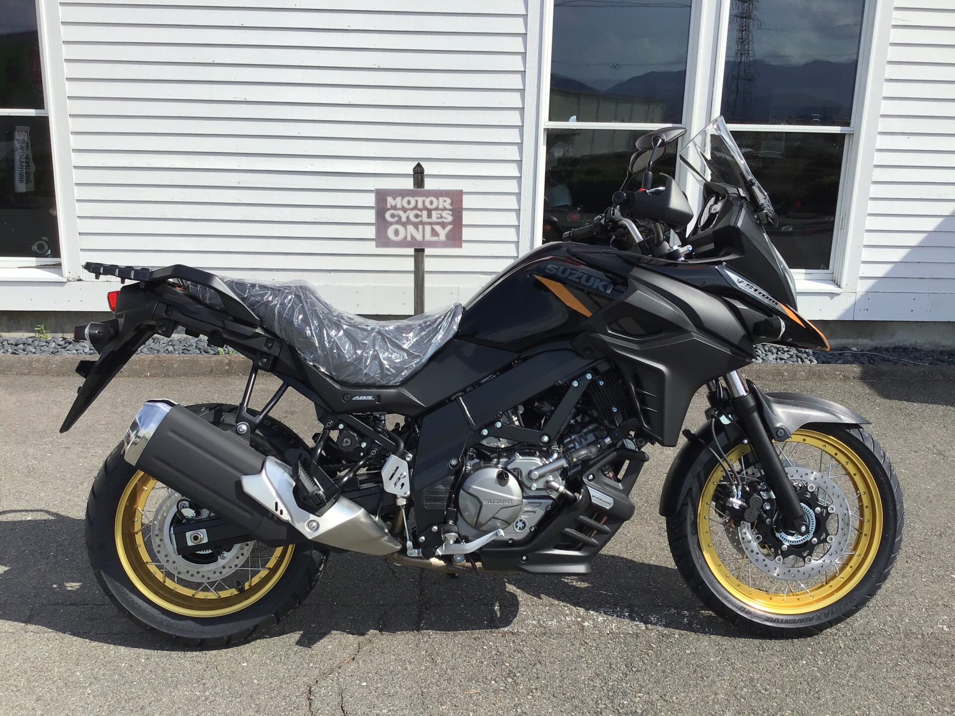 SUZUKI Vストローム650XT ABS