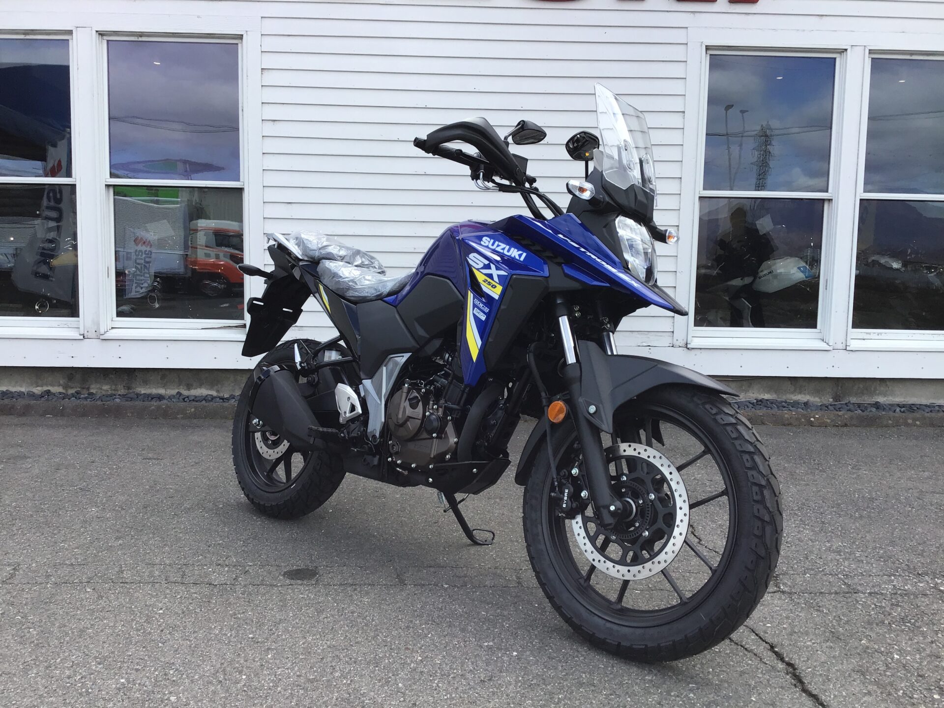 SUZUKI Vストローム250SX