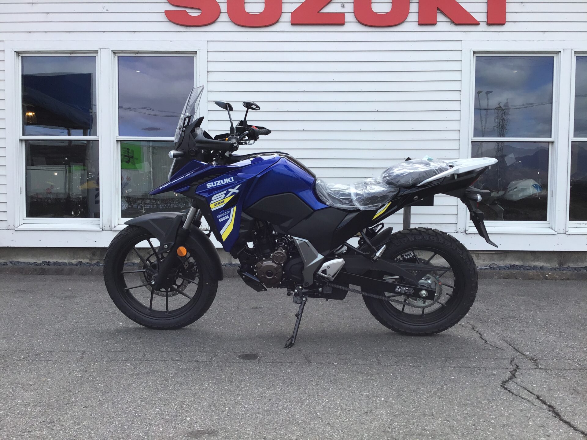 SUZUKI Vストローム250SX