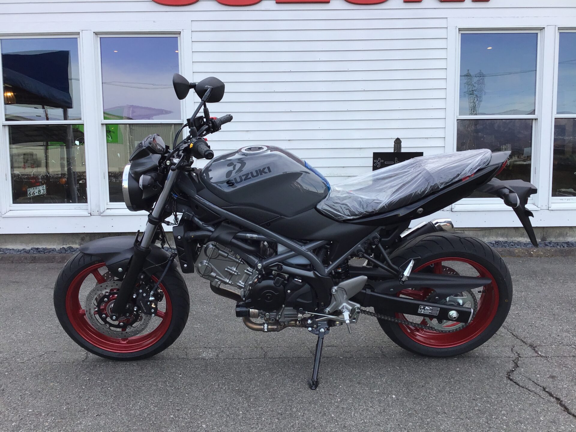 SUZUKI SV650