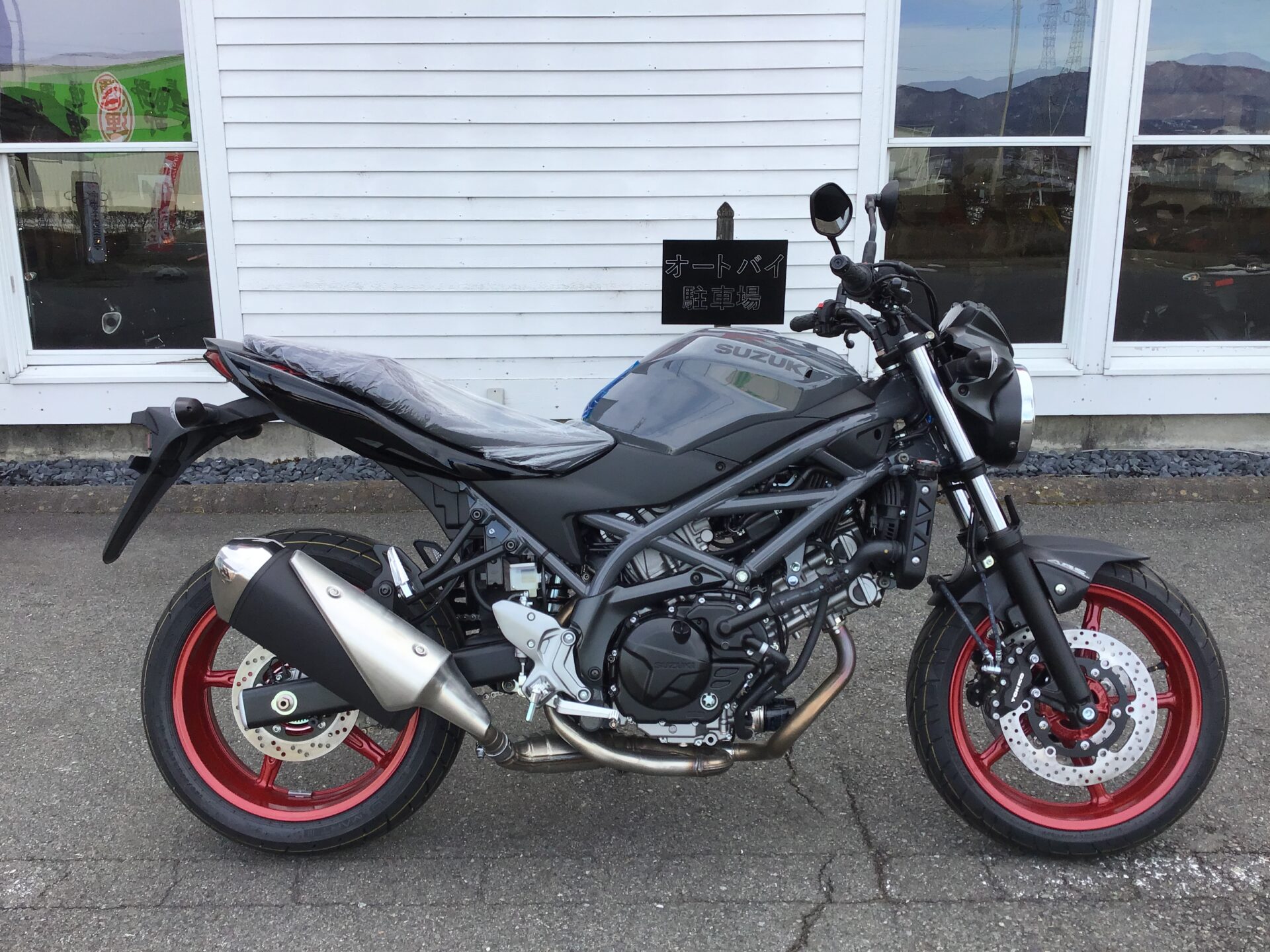 SUZUKI SV650