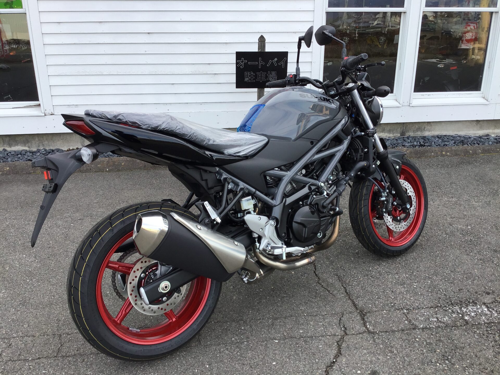 SUZUKI SV650