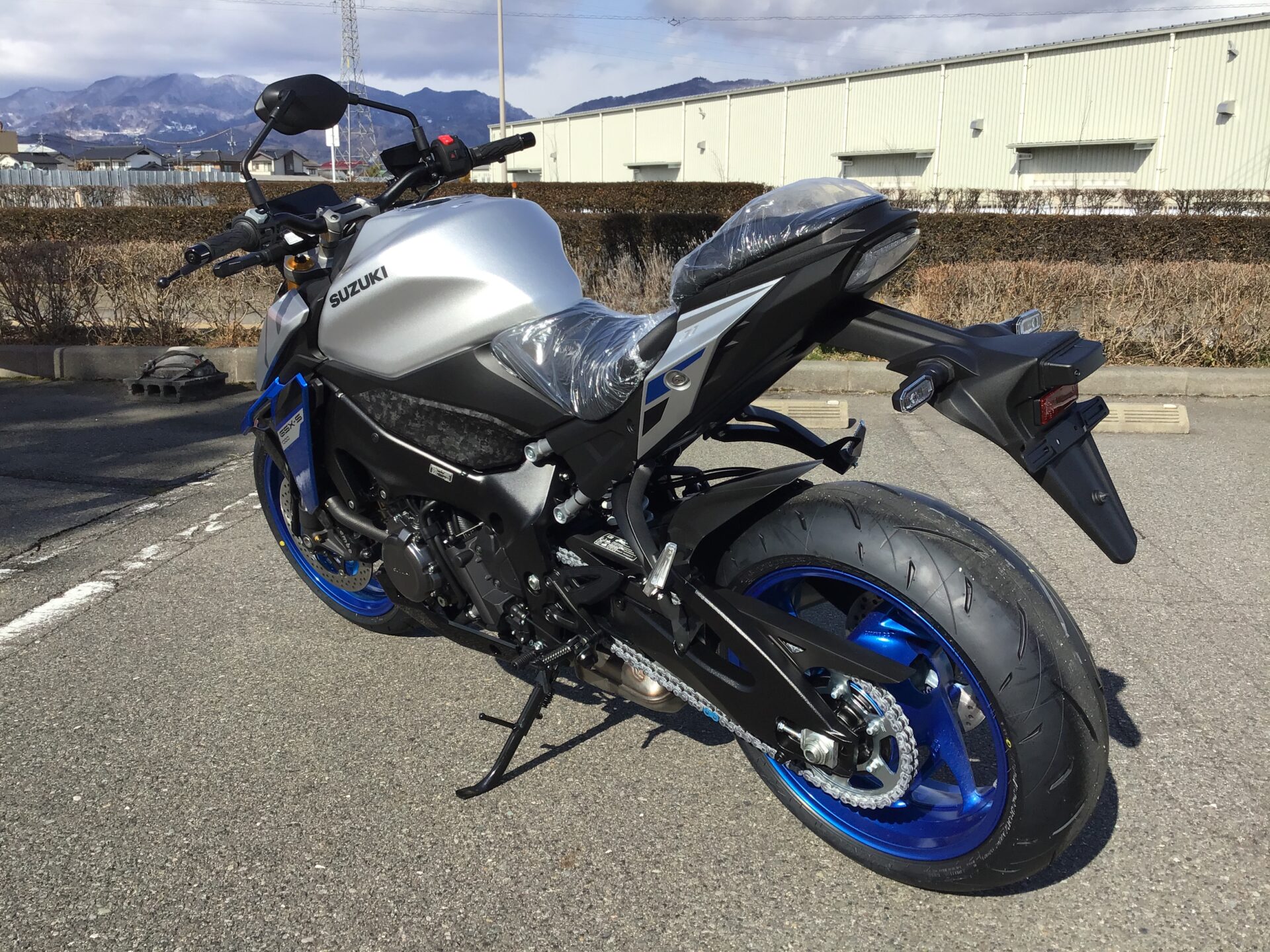 SUZUKI GSX-S1000