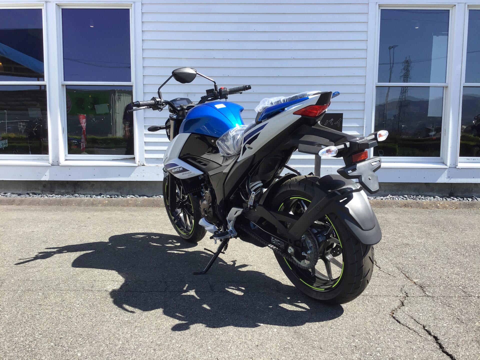  ジクサー250
