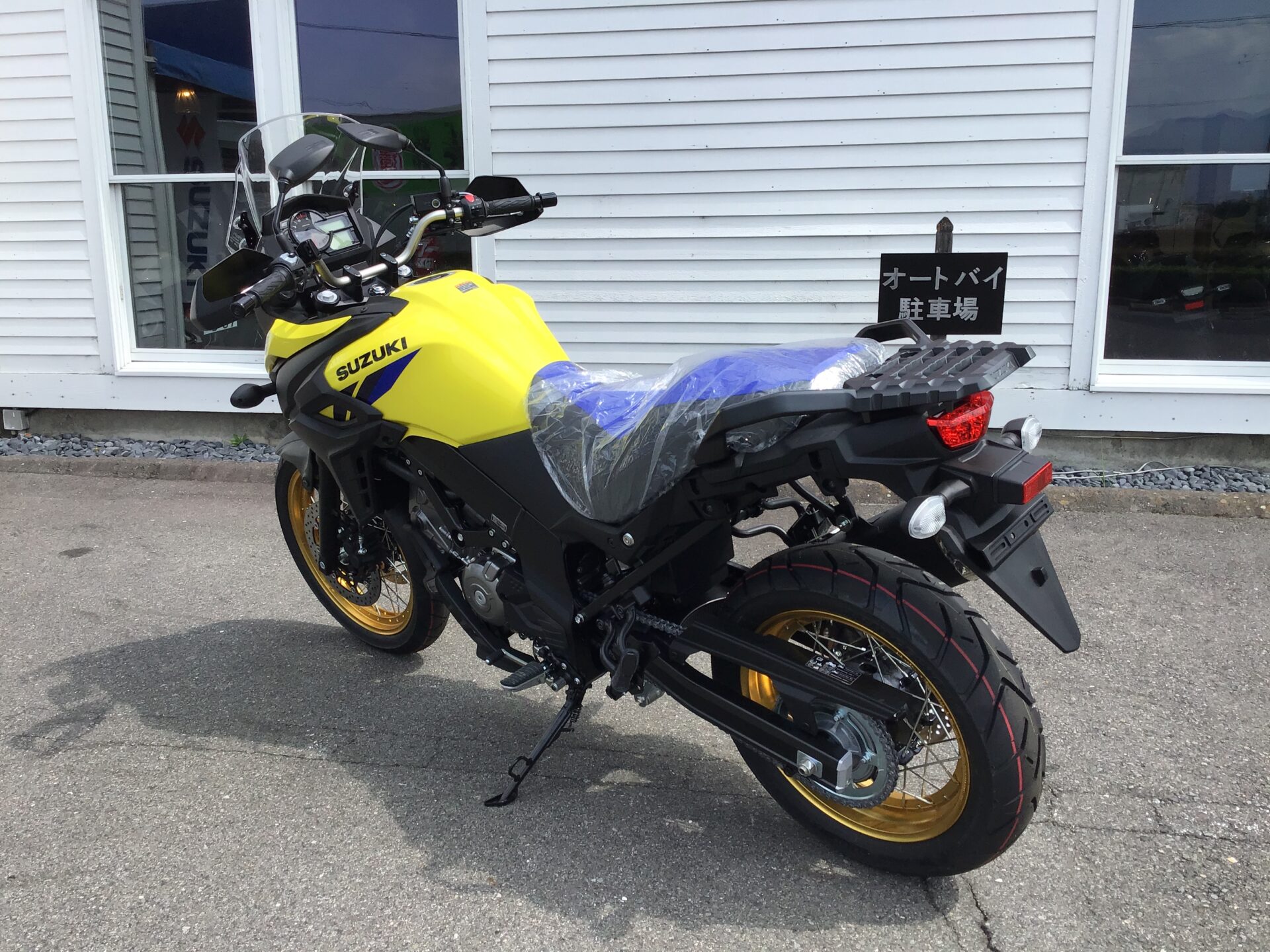 SUZUKI Vストローム650XT ABS