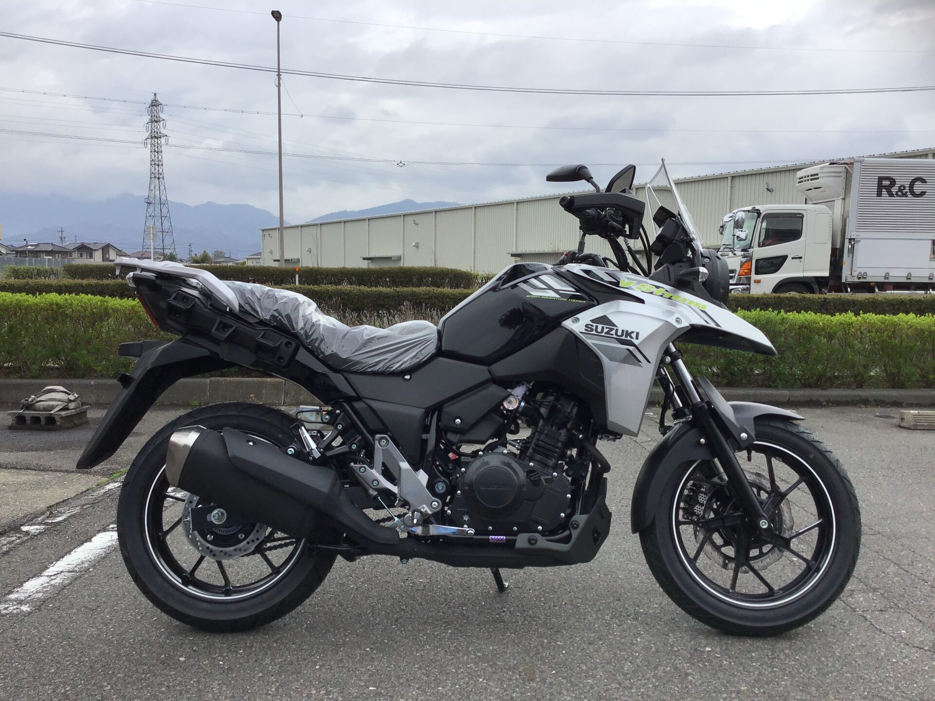 SUZUKI Vストローム250