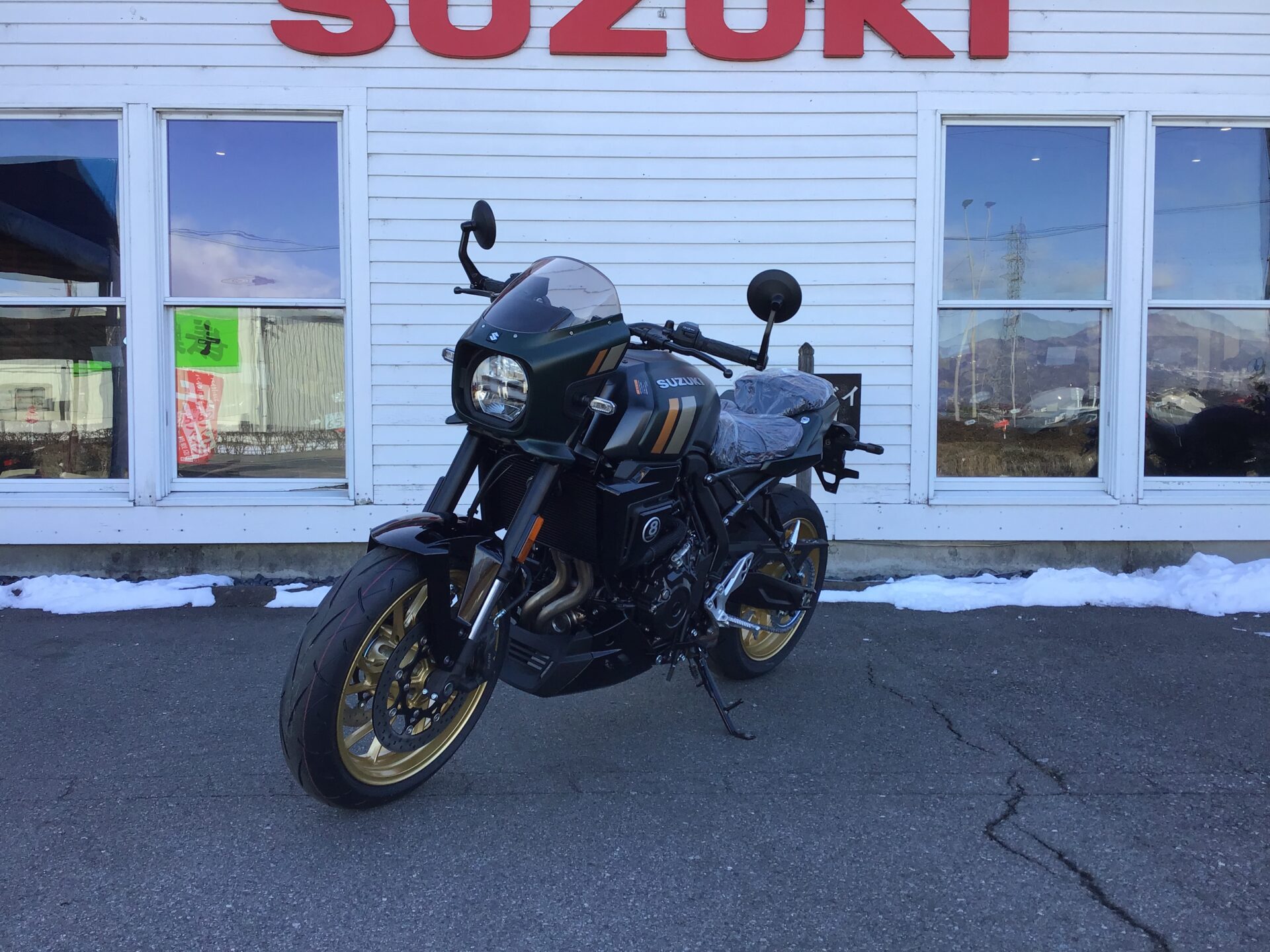 SUZUKI GSX-8TT