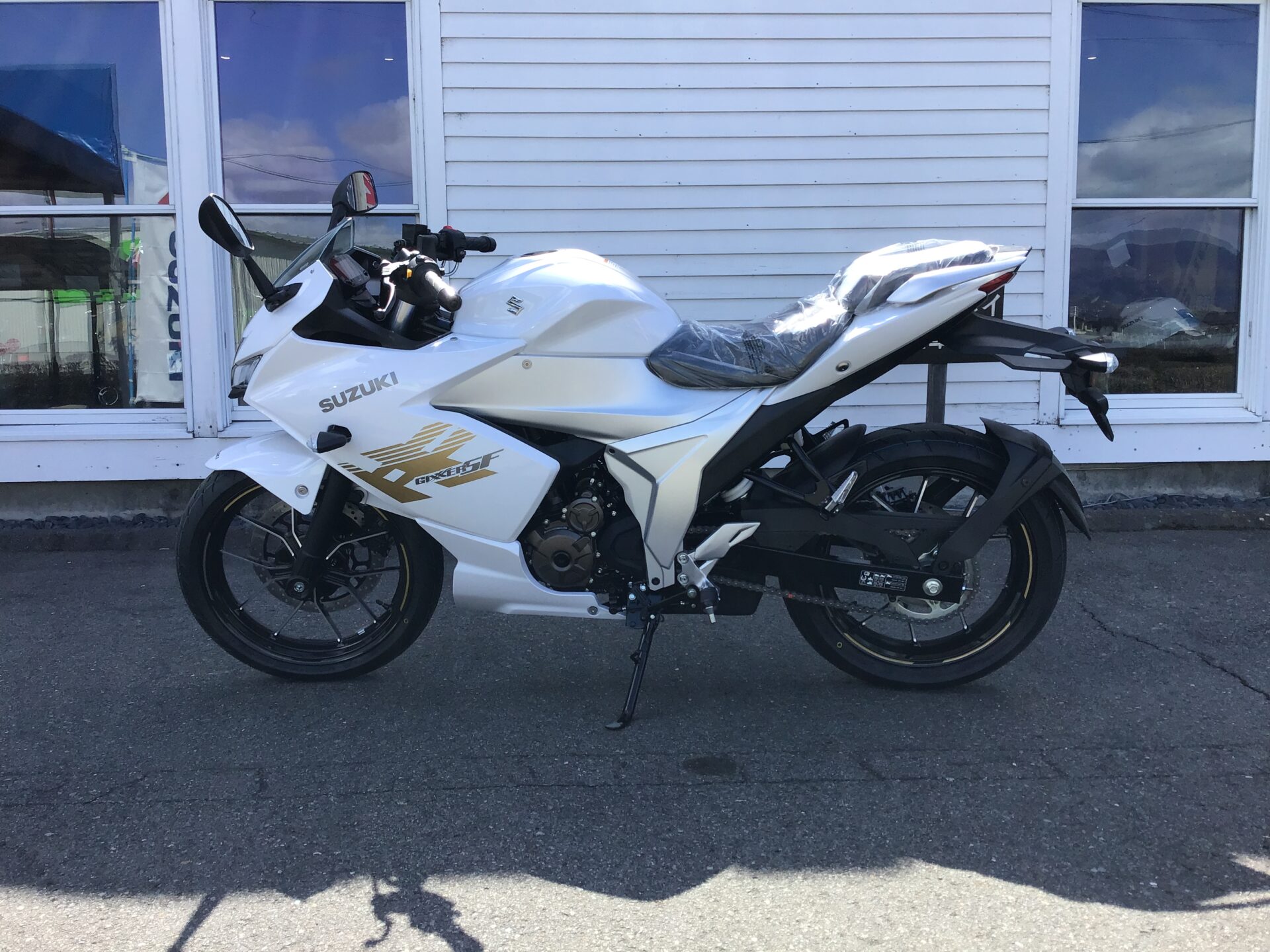 SUZUKI ジクサーSF250